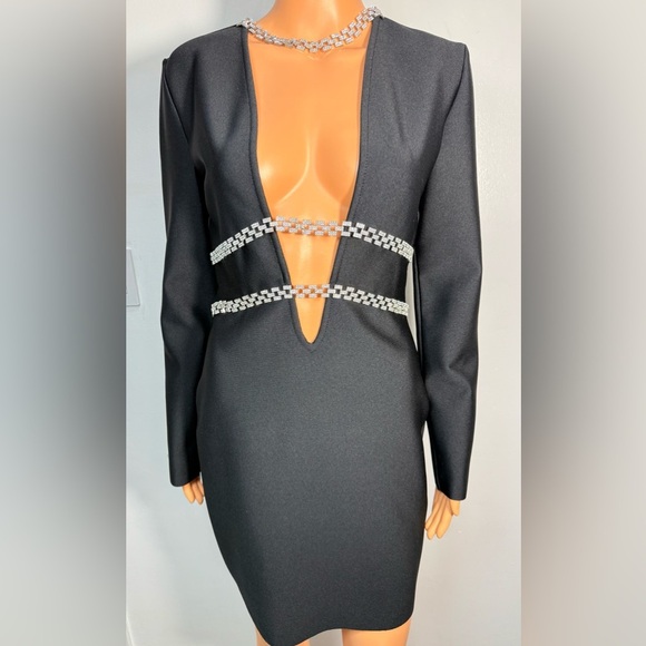 Chic Black Long Sleeve Dress with Crystal Accents - Picture 3 of 14